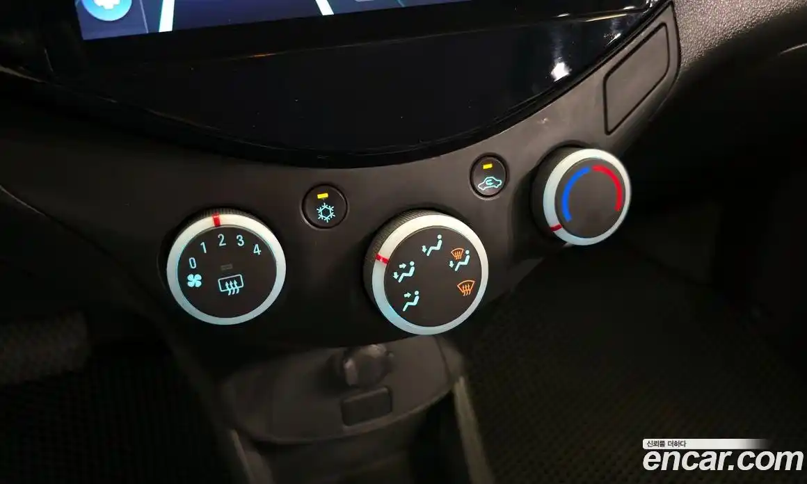 Chevrolet Spark 2013 1.0 Автомат в Москве № 41180, фото 15