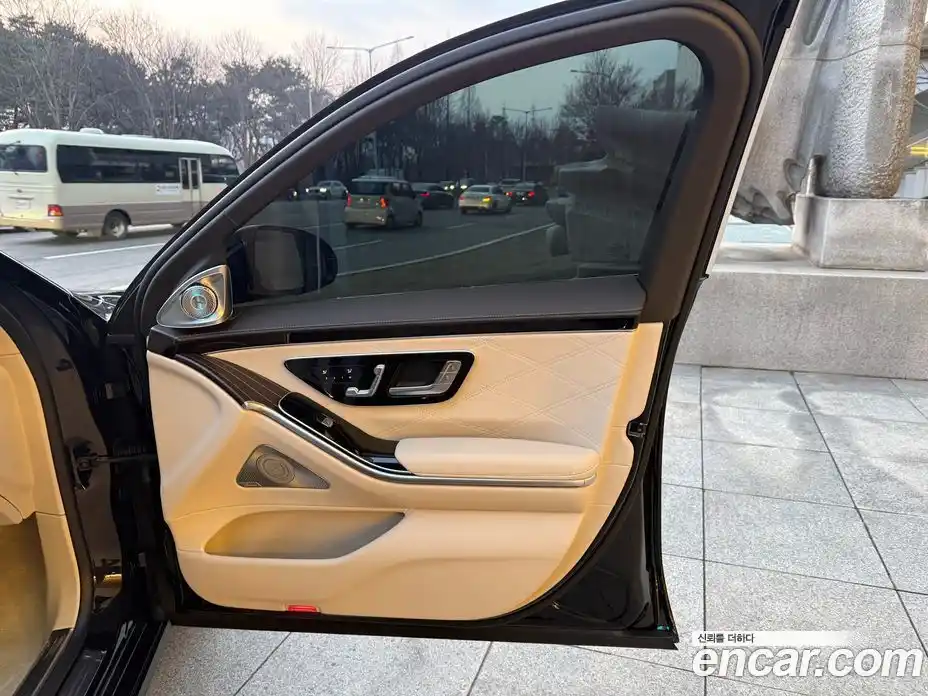 Mercedes-Benz S-Class 2025 6.0 Автомат в Москве № 426864, фото 14