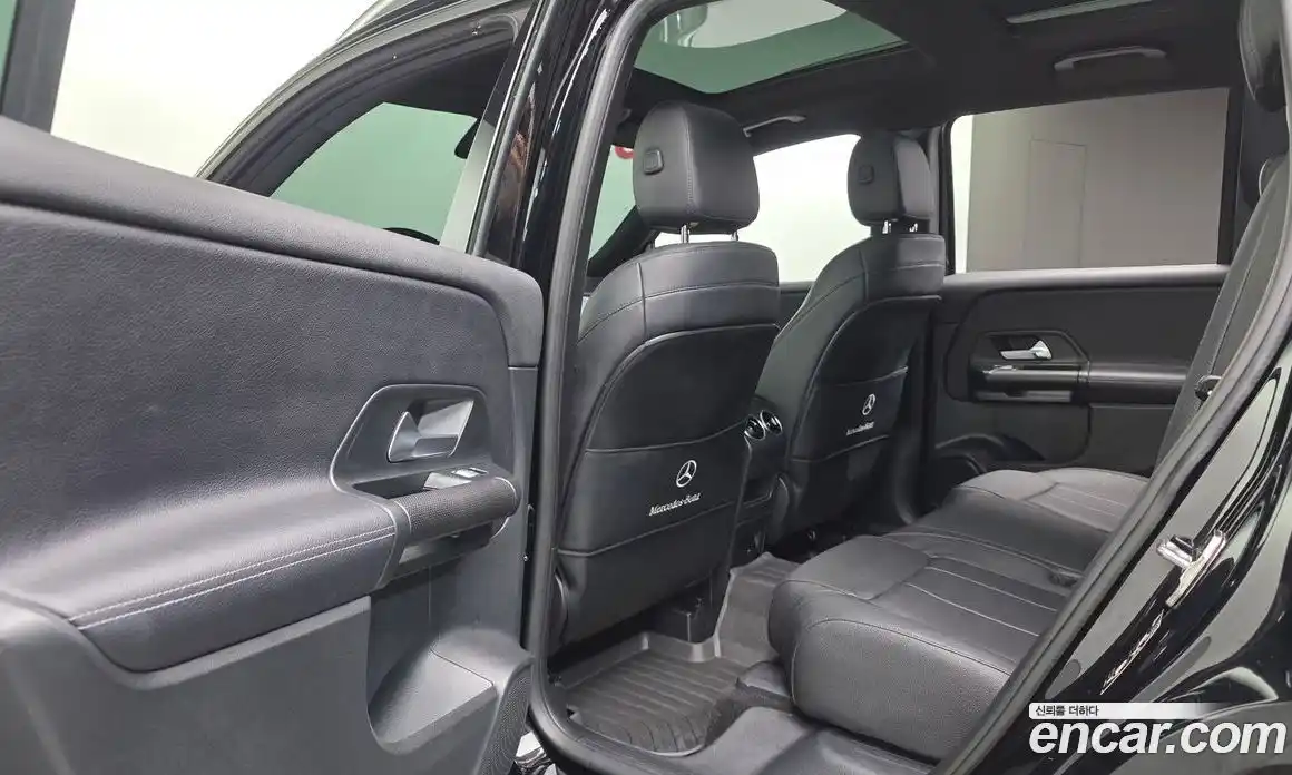 Mercedes-Benz GLB-Class 2021 1.9 Автомат в Москве № 427647, фото 18