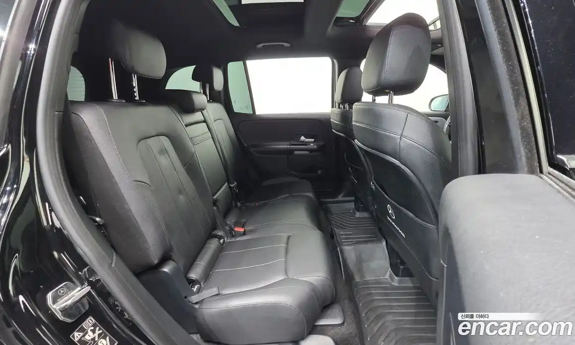 Mercedes-Benz GLB-Class 2021 1.9 Автомат в Москве № 427647, фото 19