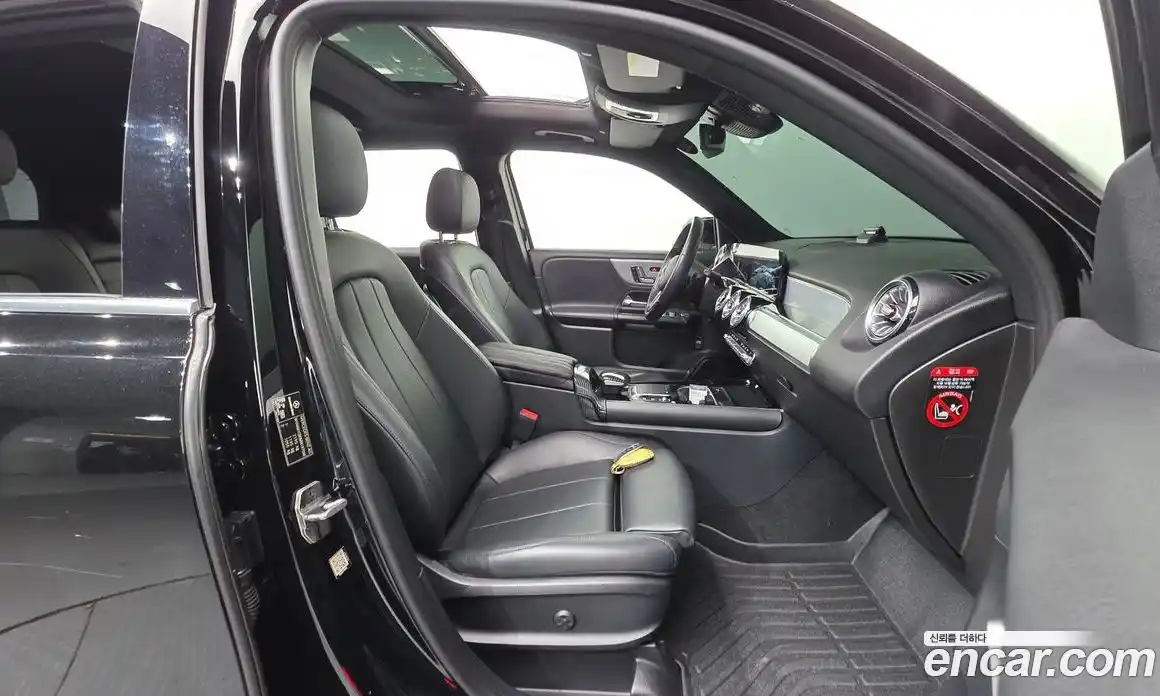 Mercedes-Benz GLB-Class 2021 1.9 Автомат в Москве № 427647, фото 10