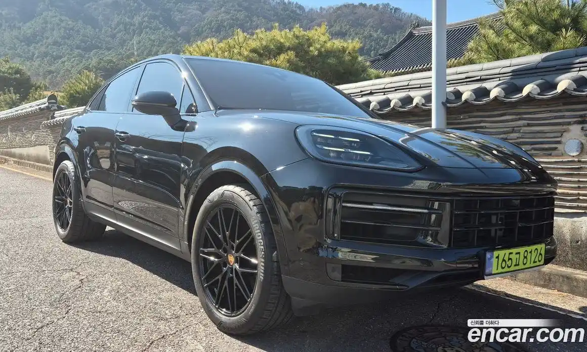 Porsche Cayenne 2025 3.0 Автомат в Москве № 430443, фото 1