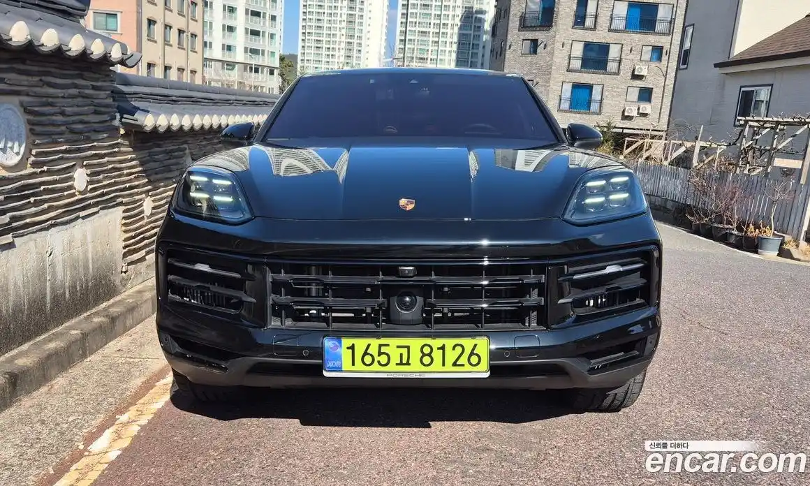Porsche Cayenne 2025 3.0 Автомат в Москве № 430443, фото 3