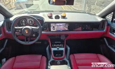 Porsche Cayenne 2025 3.0 Автомат в Москве № 430443, миниатюра 9