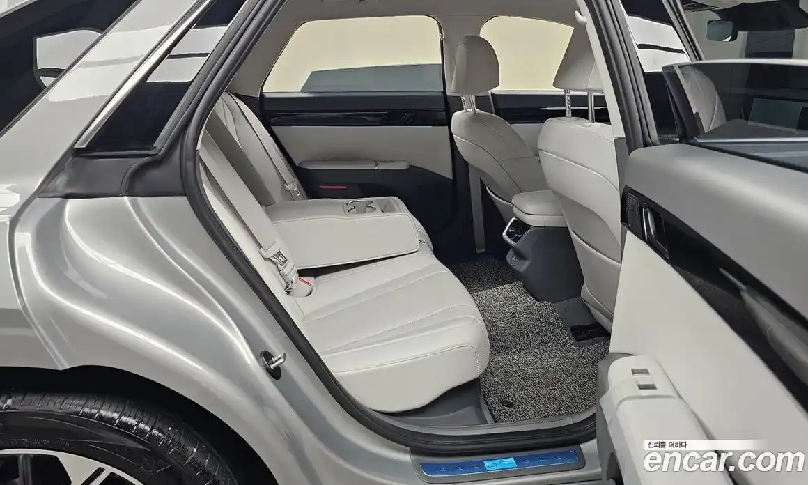 Hyundai Grandeur 2025 1.6 Автомат в Москве № 45552, фото 10