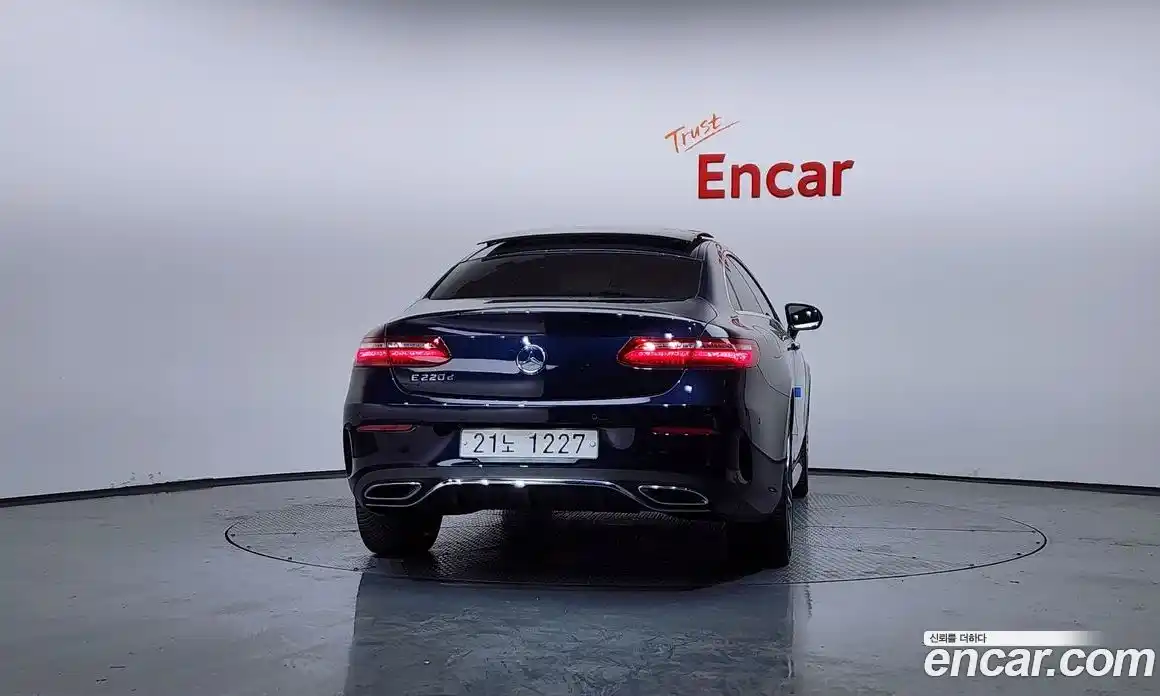 Mercedes-Benz E-Class 2017 1.9 Автомат в Москве № 467563, фото 4