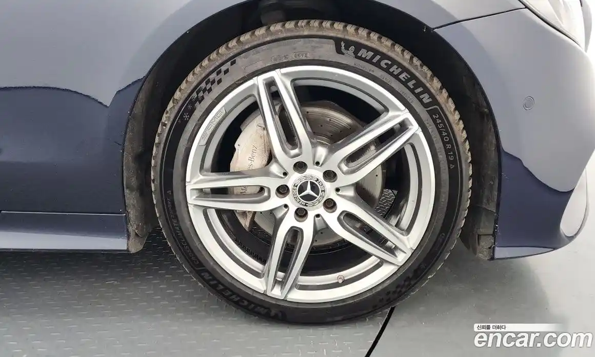 Mercedes-Benz E-Class 2017 1.9 Автомат в Москве № 467563, фото 5