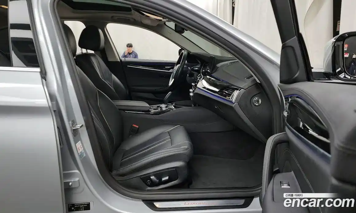 BMW 5-Series 2018 2.0 Автомат в Москве № 491491, фото 11