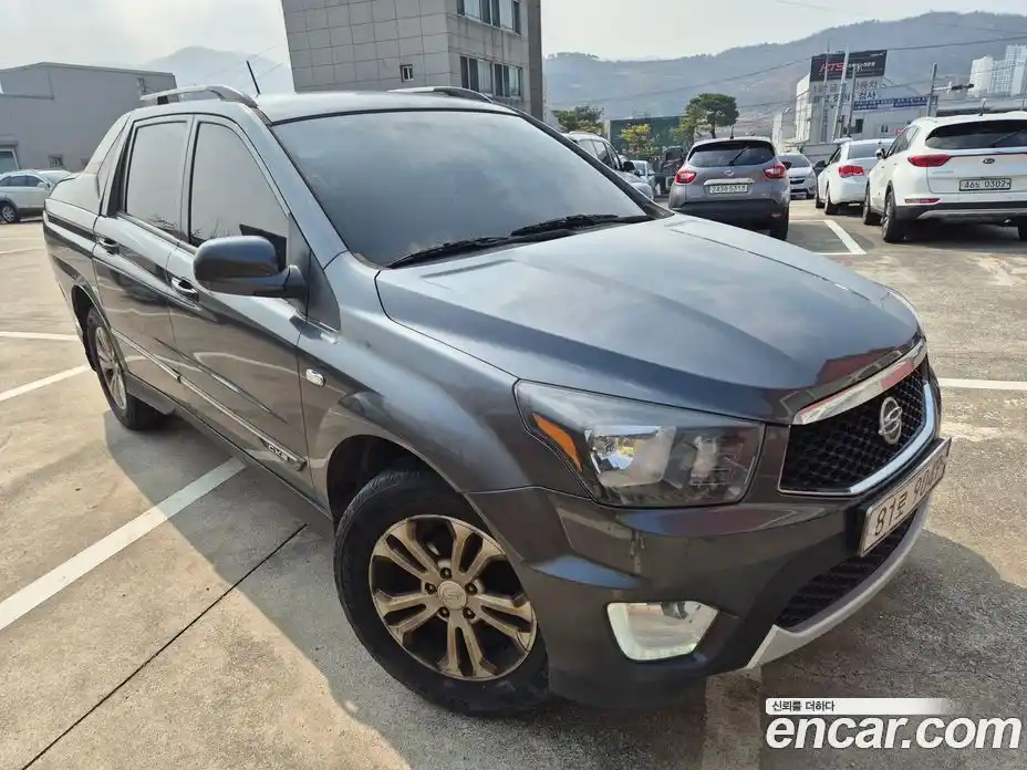 SsangYong Korando 2016 2.0 Автомат в Москве № 491674, фото 1