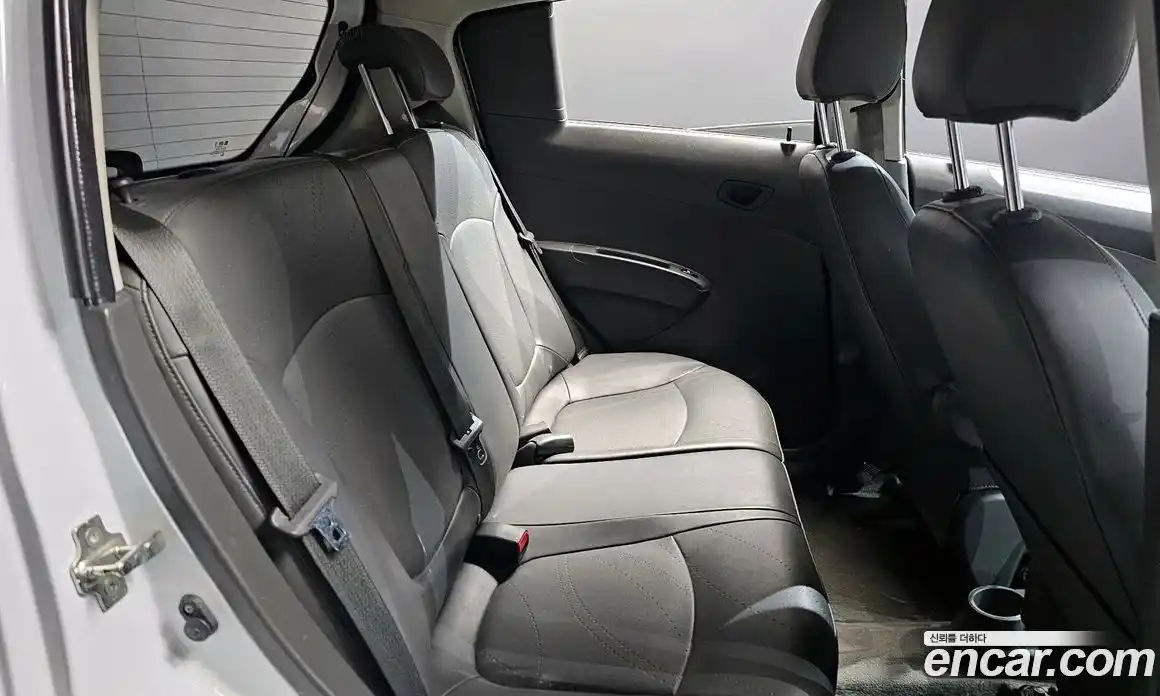 Chevrolet Spark 2015 1.0 Автомат в Москве № 492292, фото 12