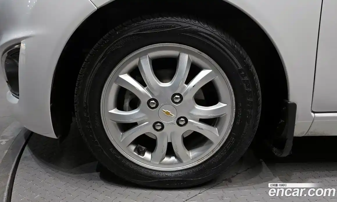 Chevrolet Spark 2015 1.0 Автомат в Москве № 492292, фото 5