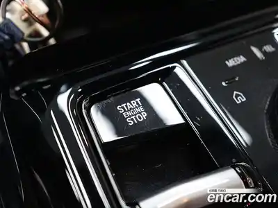 BMW 5-Series 2024 2.0 Автомат в Москве № 492789, миниатюра 10