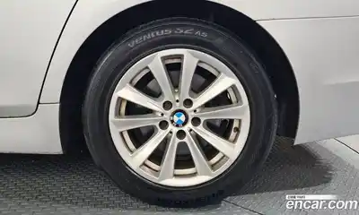 BMW 5-Series 2011 2.0 Автомат в Москве № 493209, миниатюра 5