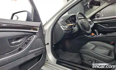 BMW 5-Series 2011 2.0 Автомат в Москве № 493209, миниатюра 10