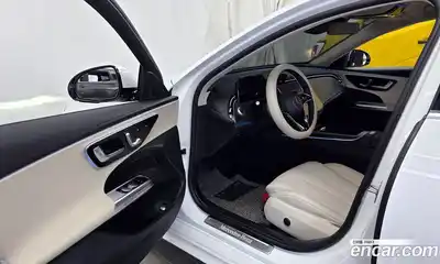 Mercedes-Benz E-Class 2025 2.0 Автомат в Москве № 493845, миниатюра 10