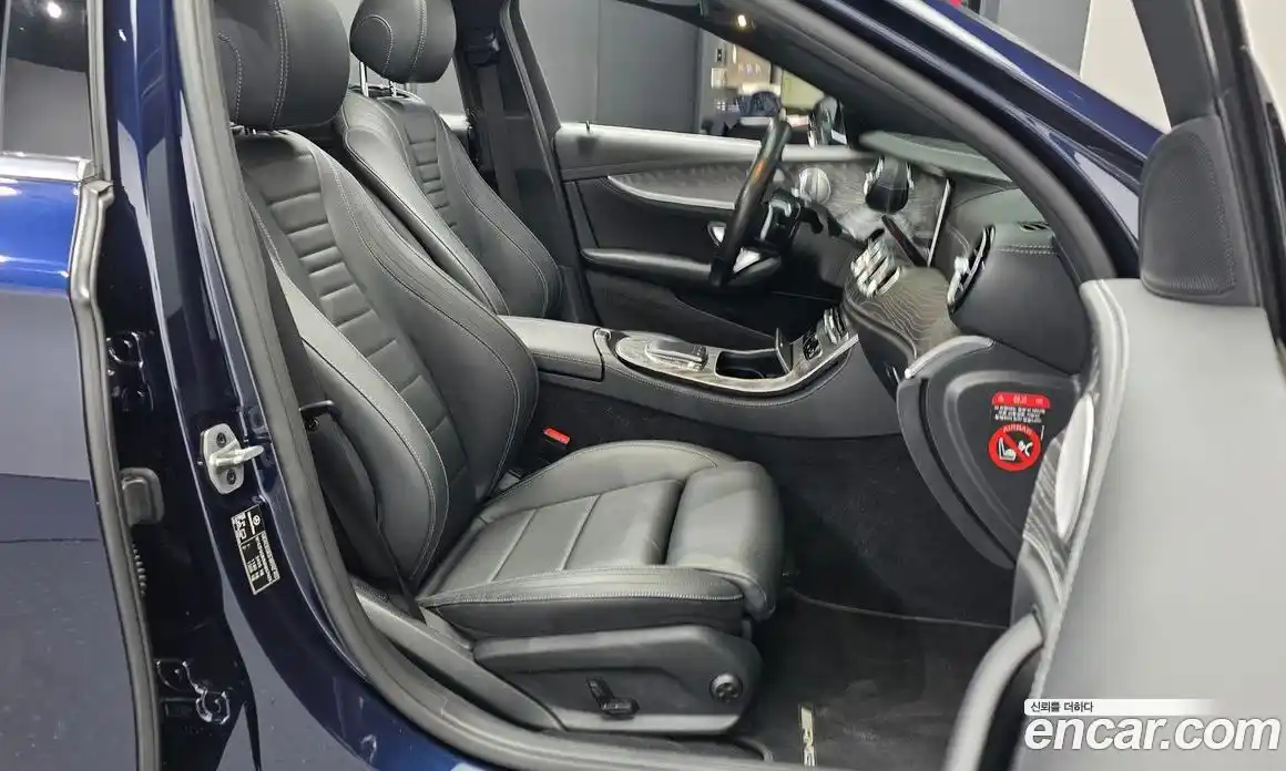 Mercedes-Benz E-Class 2021 2.0 Автомат в Москве № 494386, фото 11