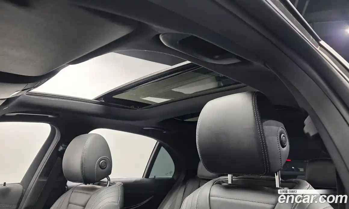 Mercedes-Benz E-Class 2021 2.0 Автомат в Москве № 494386, фото 19