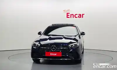 Mercedes-Benz E-Class 2021 2.0 Автомат в Москве № 494386, миниатюра 3