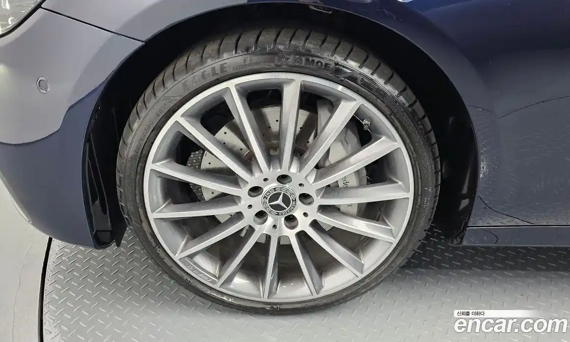 Mercedes-Benz E-Class 2021 2.0 Автомат в Москве № 494386, фото 5