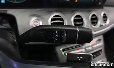 Mercedes-Benz E-Class 2021 2.0 Автомат в Москве № 494386, миниатюра 9