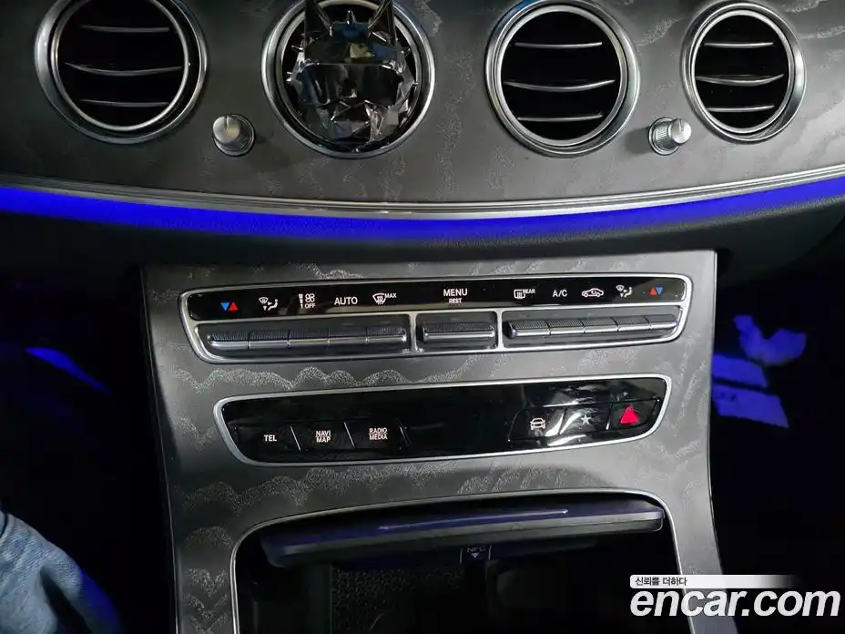 Mercedes-Benz E-Class 2022 2.0 Автомат в Москве № 494688, фото 15