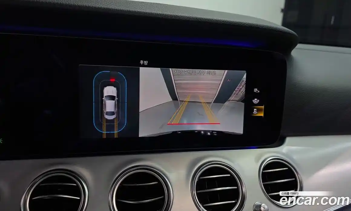 Mercedes-Benz E-Class 2021 2.0 Автомат в Москве № 494904, фото 16