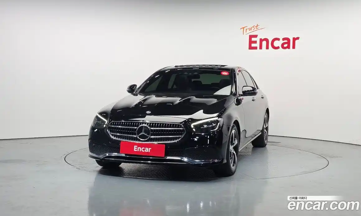 Mercedes-Benz E-Class 2021 2.0 Автомат в Москве № 494904, фото 3