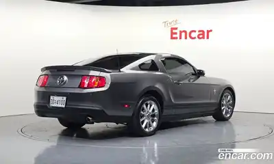 Ford Mustang 2010 4.0 Автомат в Москве № 495146, миниатюра 2