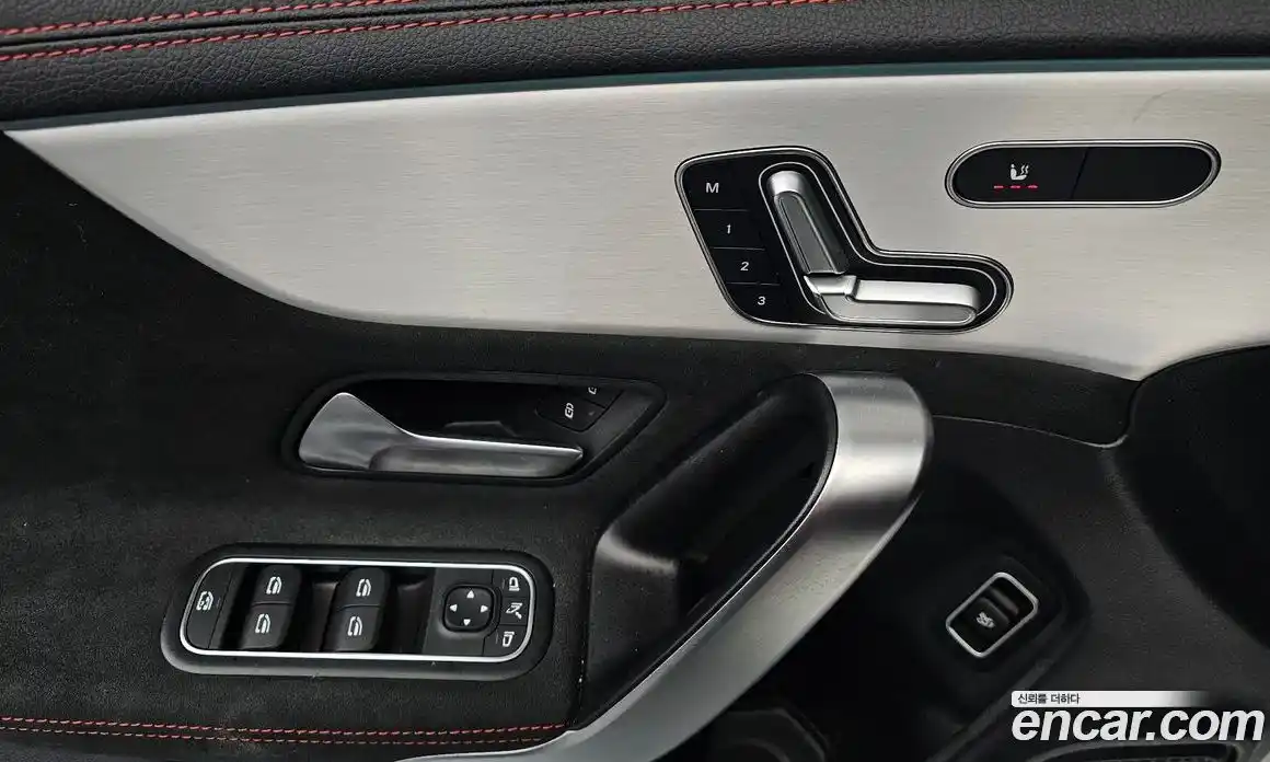 Mercedes-Benz CLA-Class 2024 2.0 Автомат в Москве № 495205, фото 14