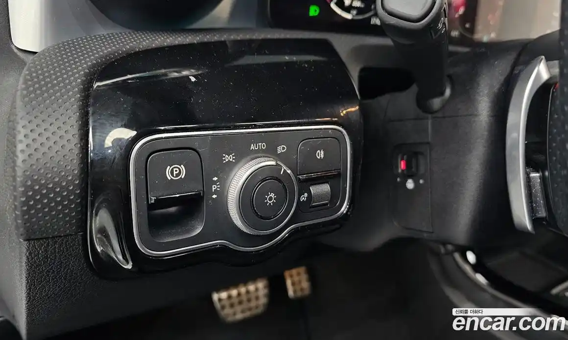 Mercedes-Benz CLA-Class 2024 2.0 Автомат в Москве № 495205, фото 15