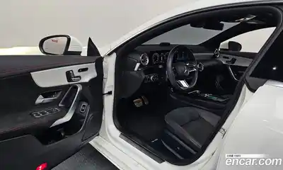 Mercedes-Benz CLA-Class 2024 2.0 Автомат в Москве № 495205, миниатюра 10