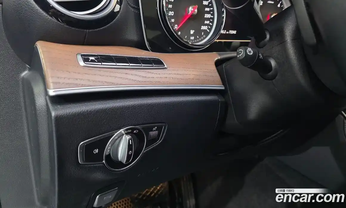 Mercedes-Benz E-Class 2019 1.9 Автомат в Москве № 495457, фото 14