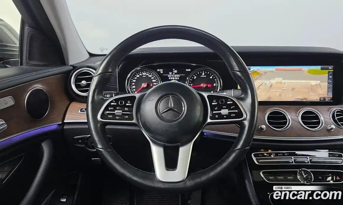 Mercedes-Benz E-Class 2019 1.9 Автомат в Москве № 495457, фото 15