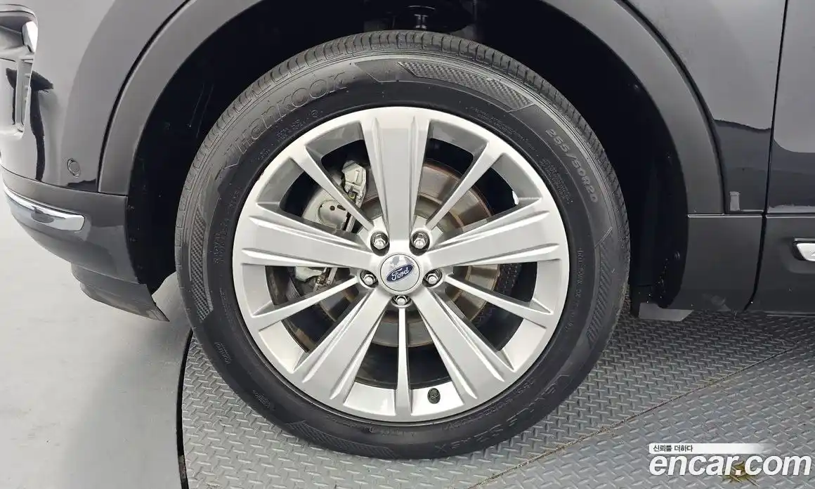 Ford Explorer 2018 2.3 Автомат в Москве № 495709, фото 5