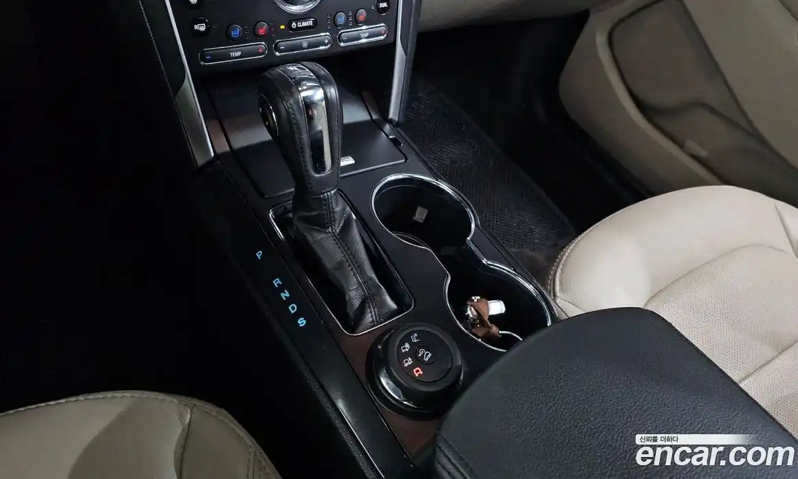 Ford Explorer 2018 2.3 Автомат в Москве № 495709, фото 9