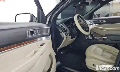 Ford Explorer 2018 2.3 Автомат в Москве № 495709, миниатюра 10