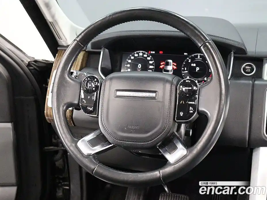 Land Rover Range-Rover 2018 4.4 Автомат в Москве № 496882, фото 15