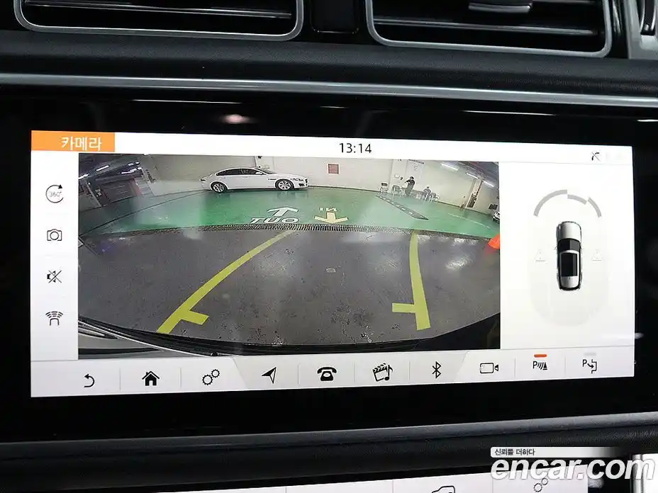 Land Rover Range-Rover 2018 4.4 Автомат в Москве № 496882, фото 8