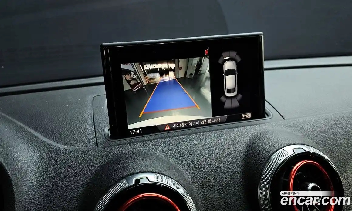 Audi A3 2018 2.0 Автомат в Москве № 496969, фото 17