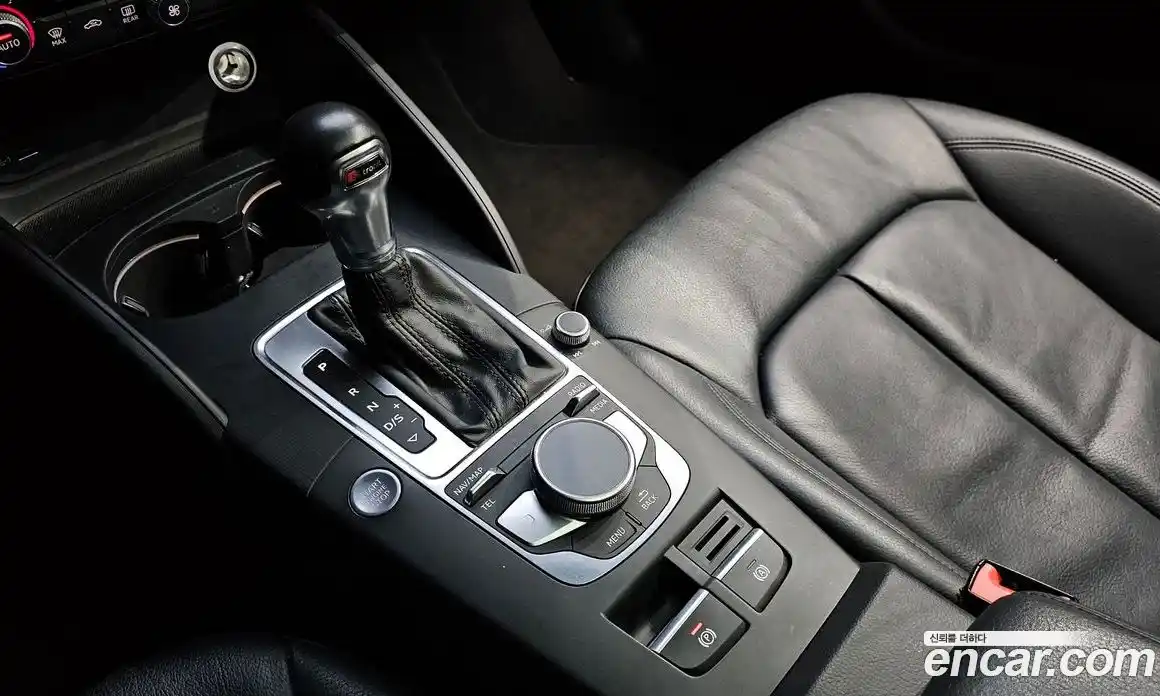 Audi A3 2018 2.0 Автомат в Москве № 496969, фото 9