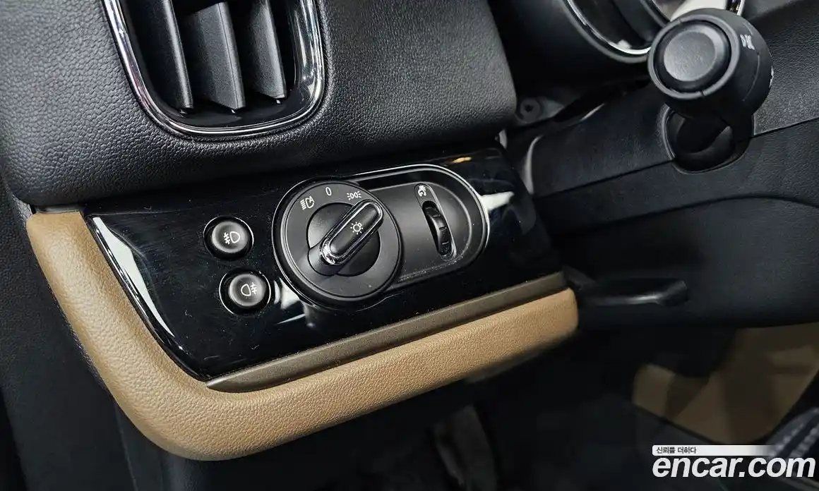 Mini Countryman 2018 2.0 Автомат в Москве № 499300, фото 15