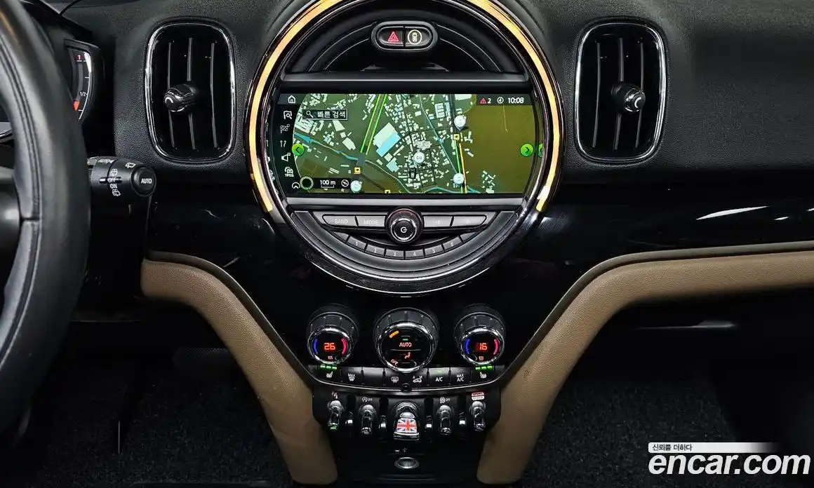 Mini Countryman 2018 2.0 Автомат в Москве № 499300, фото 17