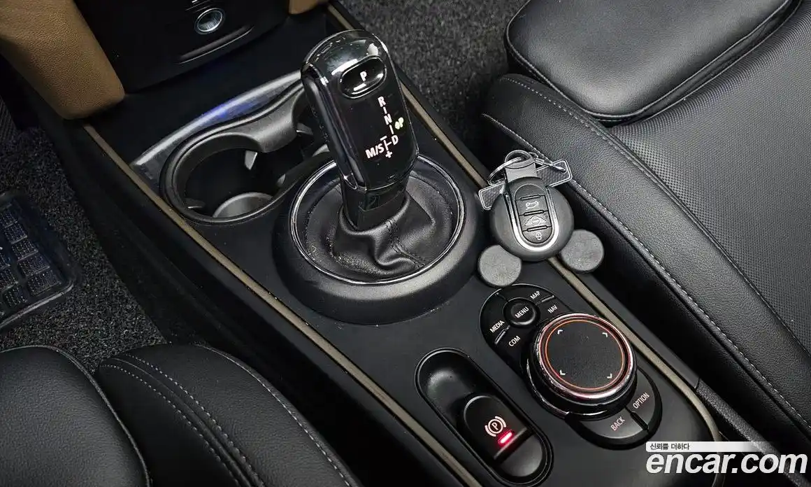 Mini Countryman 2018 2.0 Автомат в Москве № 499300, фото 9