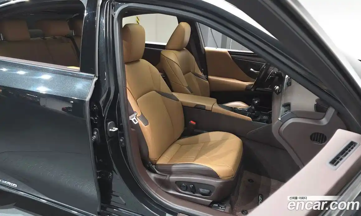 Lexus ES 2021 2.5 Автомат в Москве № 499629, фото 11