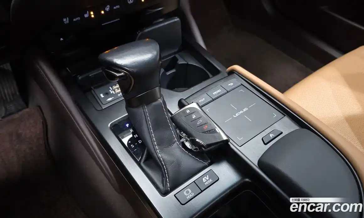 Lexus ES 2021 2.5 Автомат в Москве № 499629, фото 8