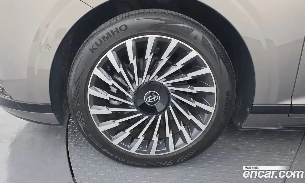 Hyundai Grandeur 2023 2.5 Автомат в Москве № 516998, фото 5