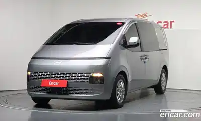 Hyundai Staria, 2025