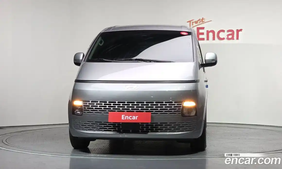 Hyundai Staria 2025 2.2 Автомат в Москве № 517844, фото 3