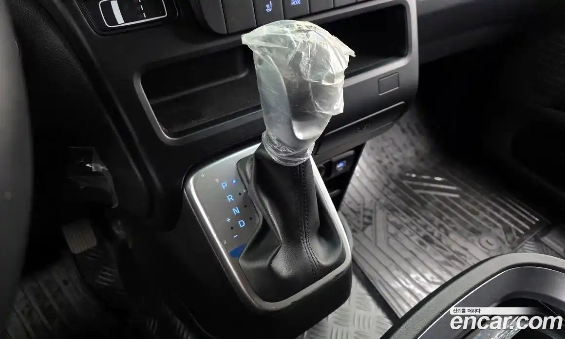 Hyundai Staria 2025 2.2 Автомат в Москве № 517844, фото 9