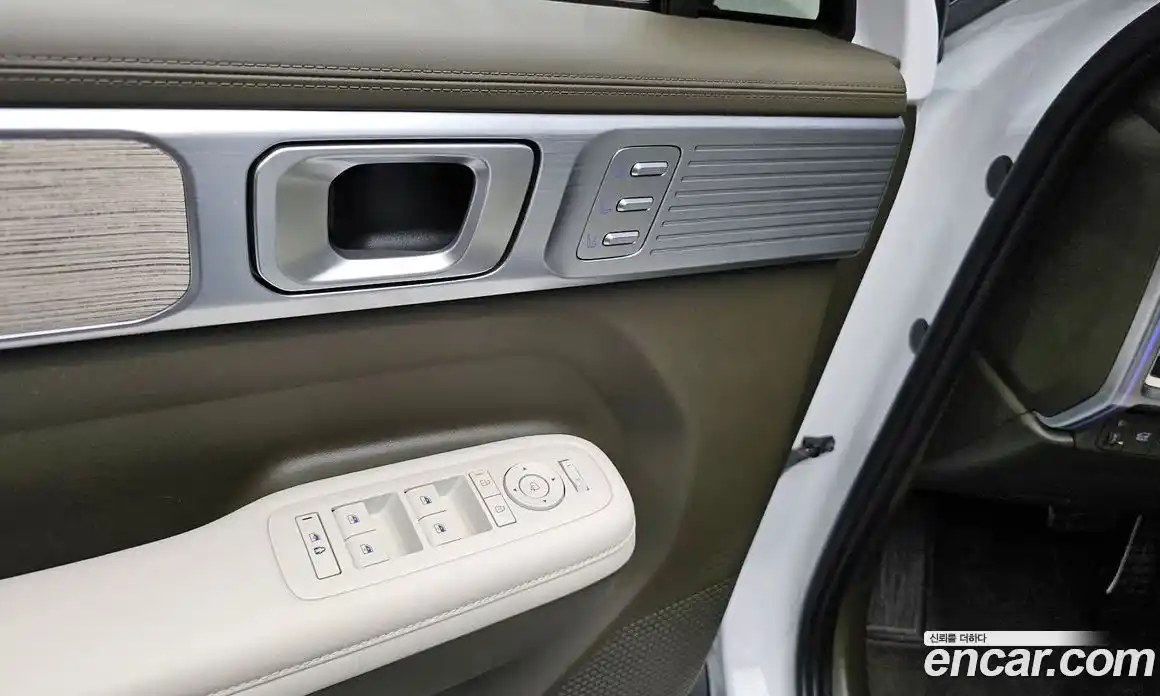 Hyundai Santa Fe 2024 1.6 Автомат в Москве № 518286, фото 18